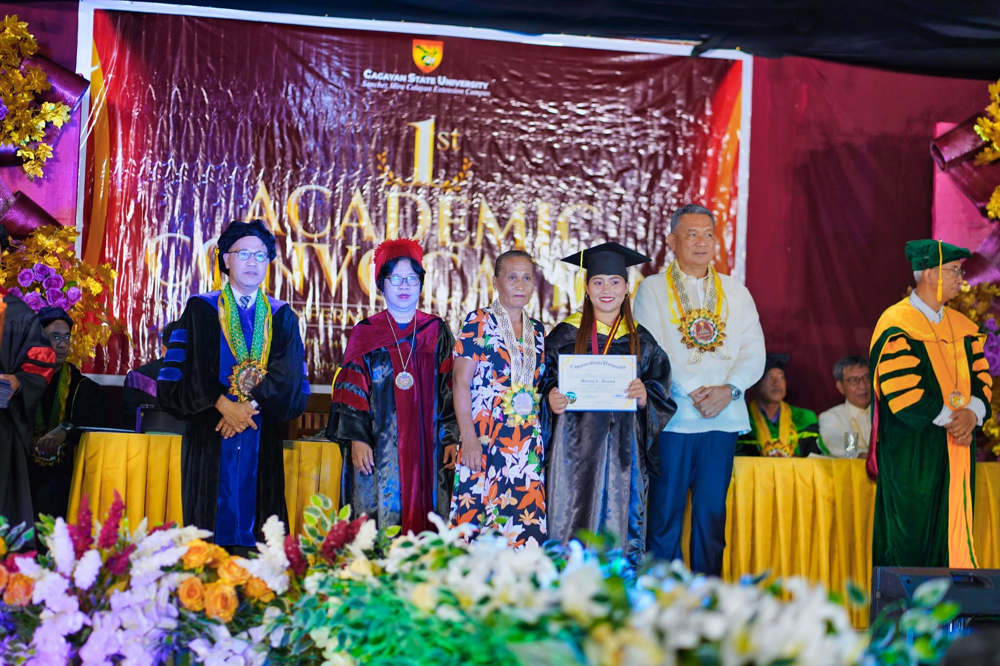 GRAD-AT-CALAYAN-PHOTOSET photo 24
